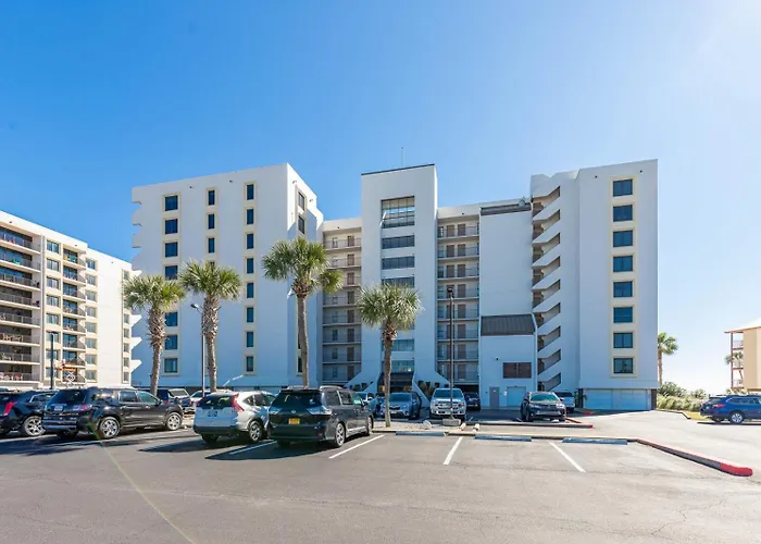 Apartment Island Winds West 674