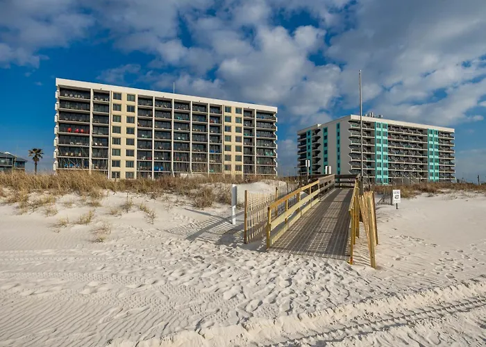 Apartment Island Winds West 674